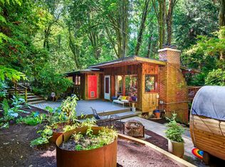 4200 NE 92nd St, Seattle, WA 98115