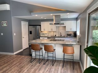 23 Shagbark Ln, East Falmouth, MA 02536