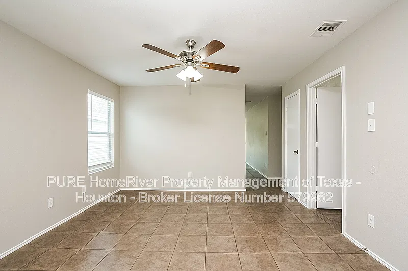19135 Jordans Landing Ln