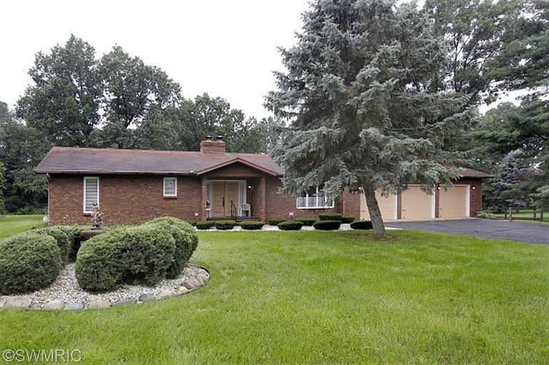 1st image of 25919 Orchard Dr