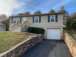 1st image of 5467 Winterset Dr