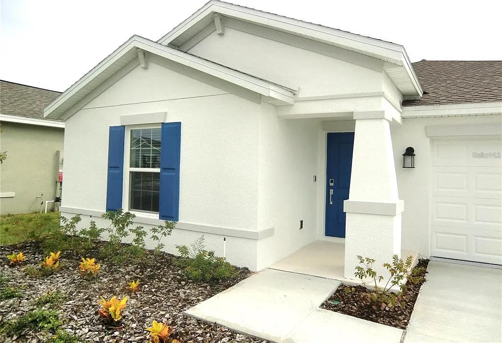 3 bed, 2.0 bath, 1560 sqft, $1,950 — Photo 4