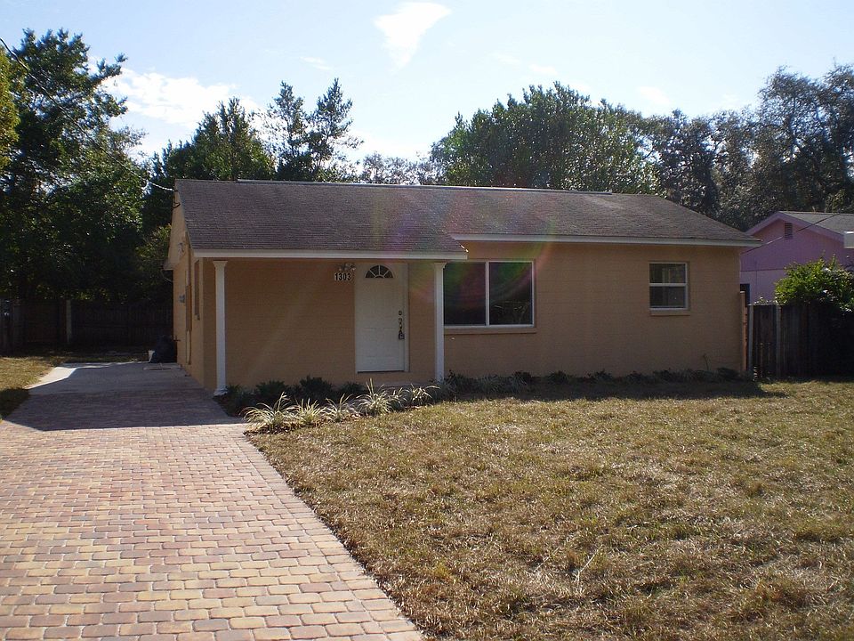 1st image of 1303 E Poinsettia Ave