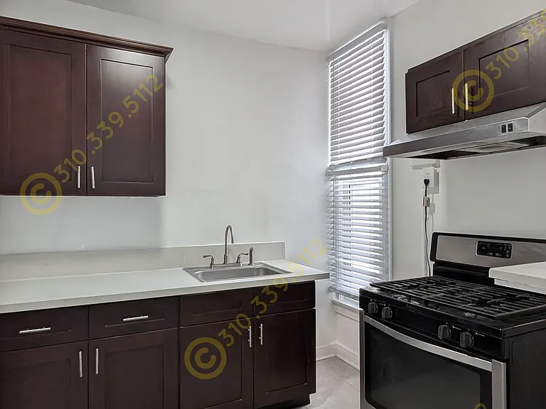 306 S Berendo St #205 — Photo 13