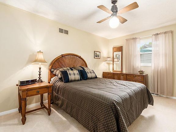 5th image of 6071 Orangewick Dr S