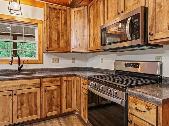 5th image of 6386 Raven Ln