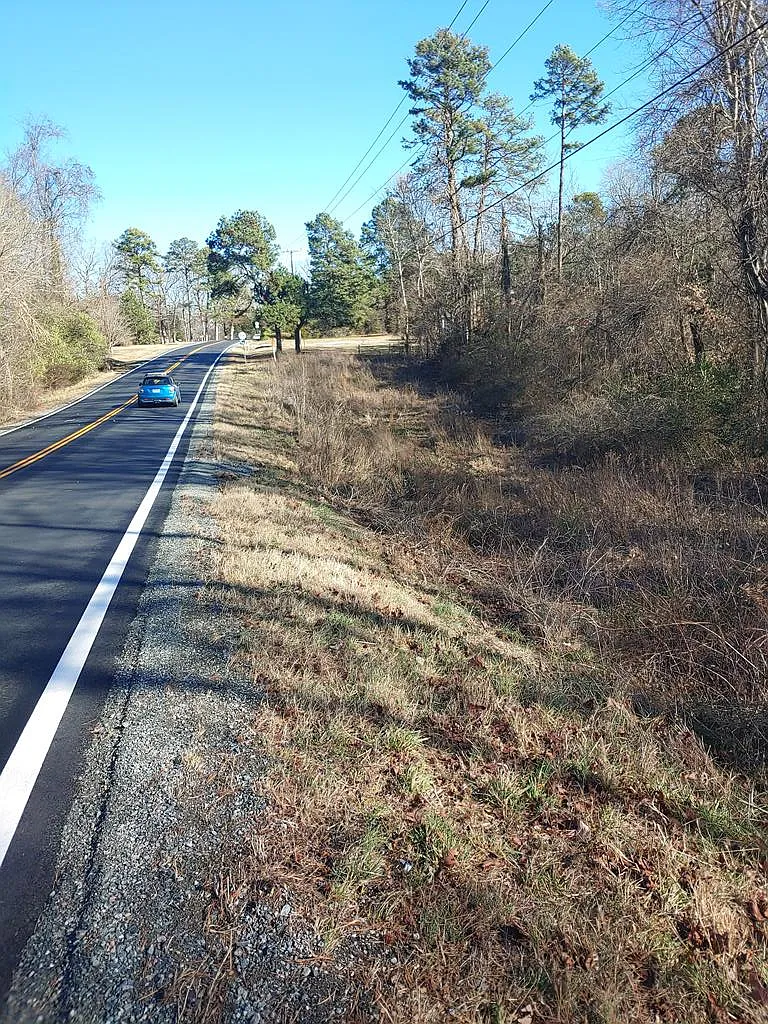360 Mountain Rd photo 1