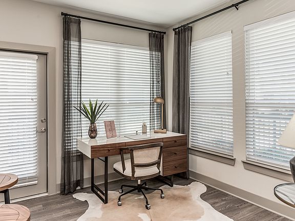 3rd image of 2338 Harvey Mitchell Pkwy S #10308