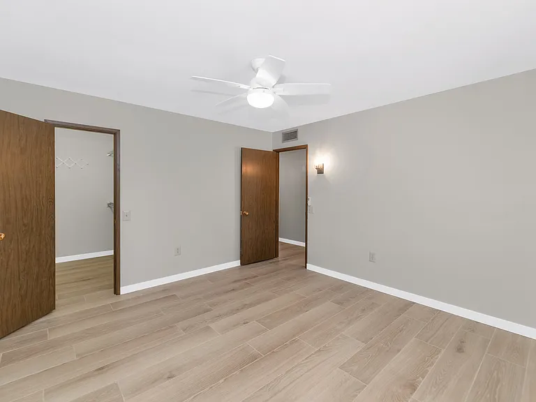 17227 N Country Club Dr — Photo 20