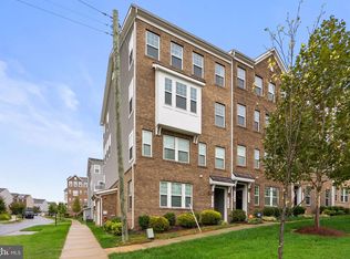 2701 Pinebrook Rd, Landover, MD 20785