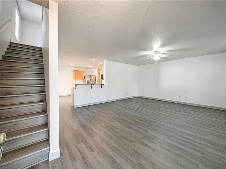 9482 W Portola Dr — Photo 3