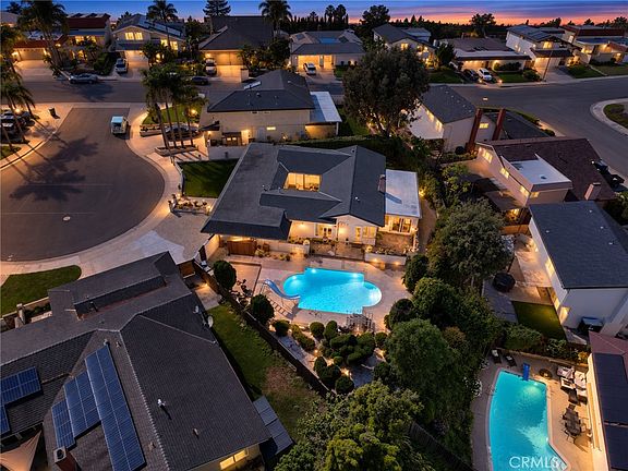 3rd image of 8131 Wenlock Cir