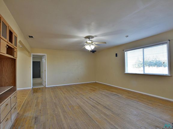 3rd image of 2142 S Roosevelt Rd S #2-1/2