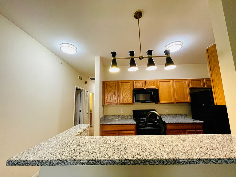 474 Village Dr — Photo 8