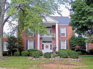 2906 Old Walton Cir, Cookeville, TN 38506