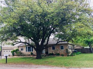 209 S Branch St, Bells, TX 75414