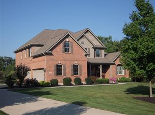 8105 Old Woods Ct, Springboro, OH 45066