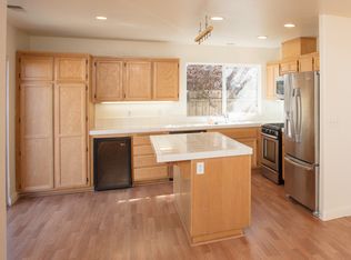 1417 Stoney Creek Rd, Paso Robles, CA 93446