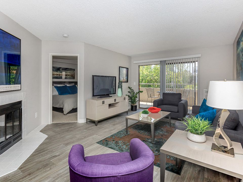 Retreat at Water's Edge | Colorado Springs, CO Apartments