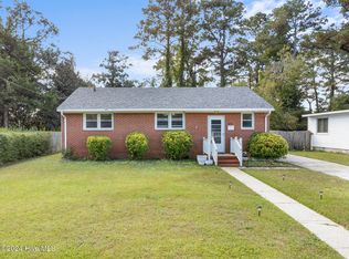 105 Banks St, Jacksonville, NC 28540