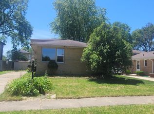 2947 W 101st St, Evergreen Park, IL