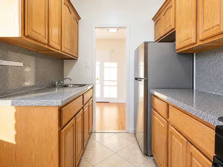 367 Avenue S #503 — Photo 1