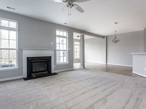 3rd image of 4305 Meredith Creek Dr