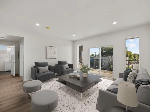 13853 Victory Blvd, Van Nuys, CA