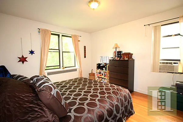 Rented by Halstead Real Estate | media 4