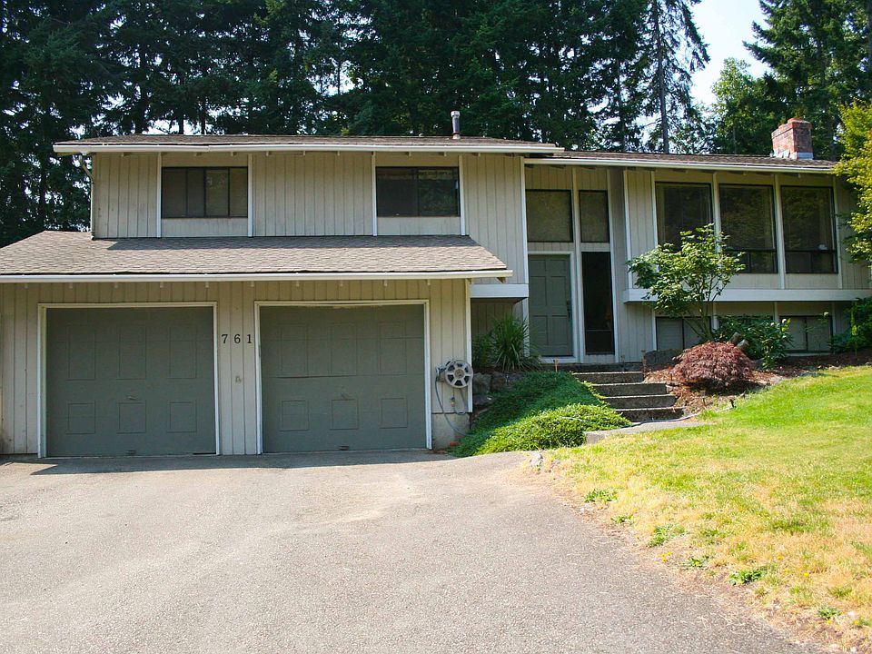 1st image of 761 NE Pinecrest Dr