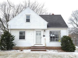 818 Worden Rd, Wickliffe, OH 44092