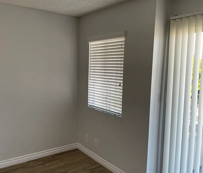 13920 Doty Ave #2 — Photo 8