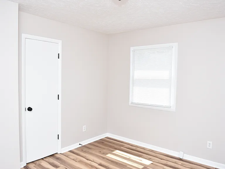 2135 Nevada St — Photo 15