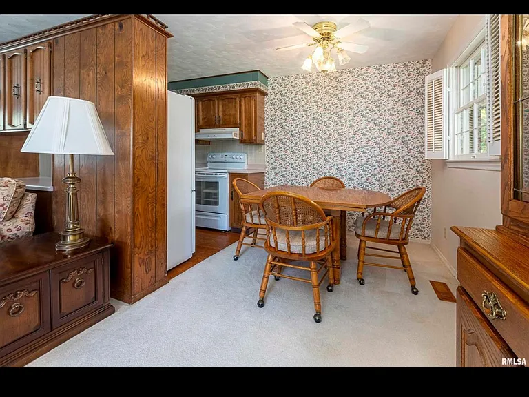 103 Boswell Rd — Photo 12