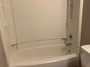 4033 Briarhill Dr, Charlotte, NC 28215