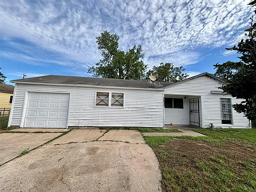 7211 Orlando St Photo 1