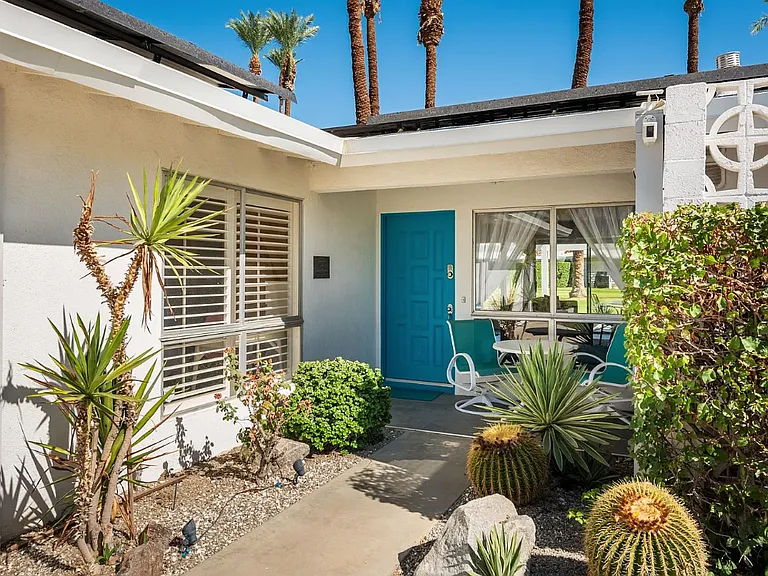 70400 Los Pueblos Way — Photo 2