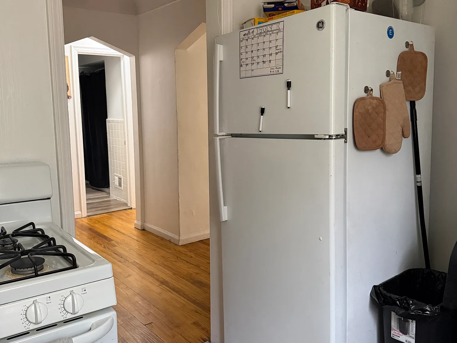 3 bed, 1100 sqft, $1,450 — Photo 4