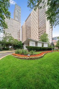 3950 N Lake Shore Dr #1605, Chicago, IL, 60613