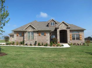 412 W Eagle Ridge Dr, Farmington, AR 72730