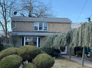 17-02 Clintonville Street 1A image 1 of 1
