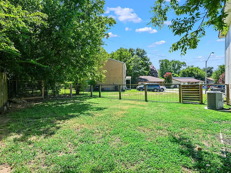 3345 Lodgepole Cir — Photo 15