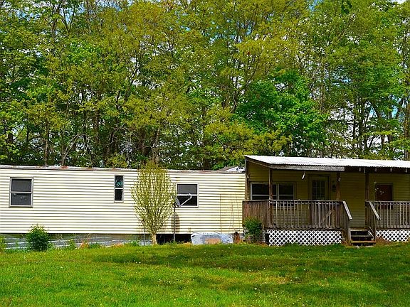 5th image of 4250 Julia Rd