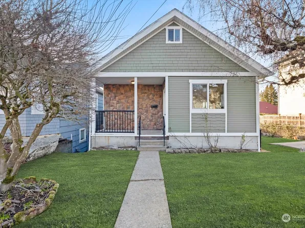 4909 43rd Avenue S, Seattle, WA 98118