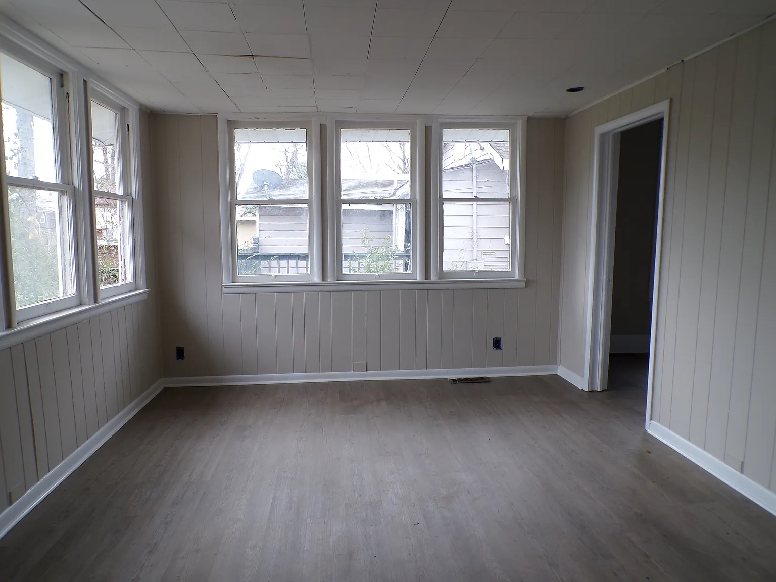 3105 Avenue D - 1 — Photo 2