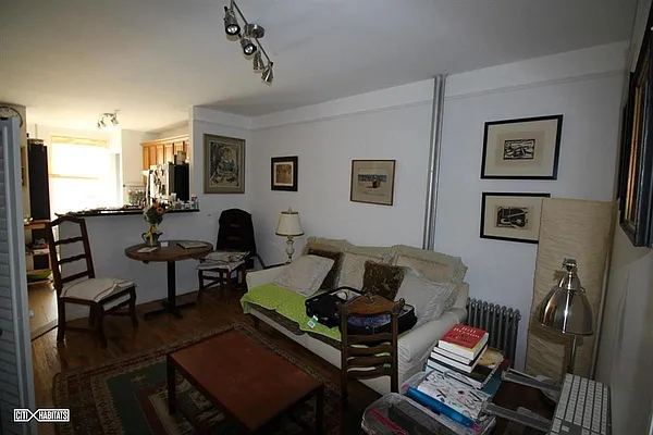 Rented by Citi Habitats | media 9