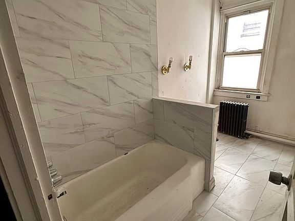 3rd image of 3110 Frankford Ave Floor 2