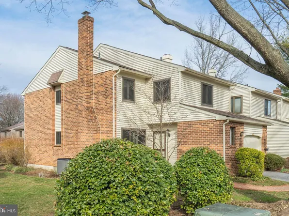 207 Chase Rd, Chesterbrook, PA 19087
