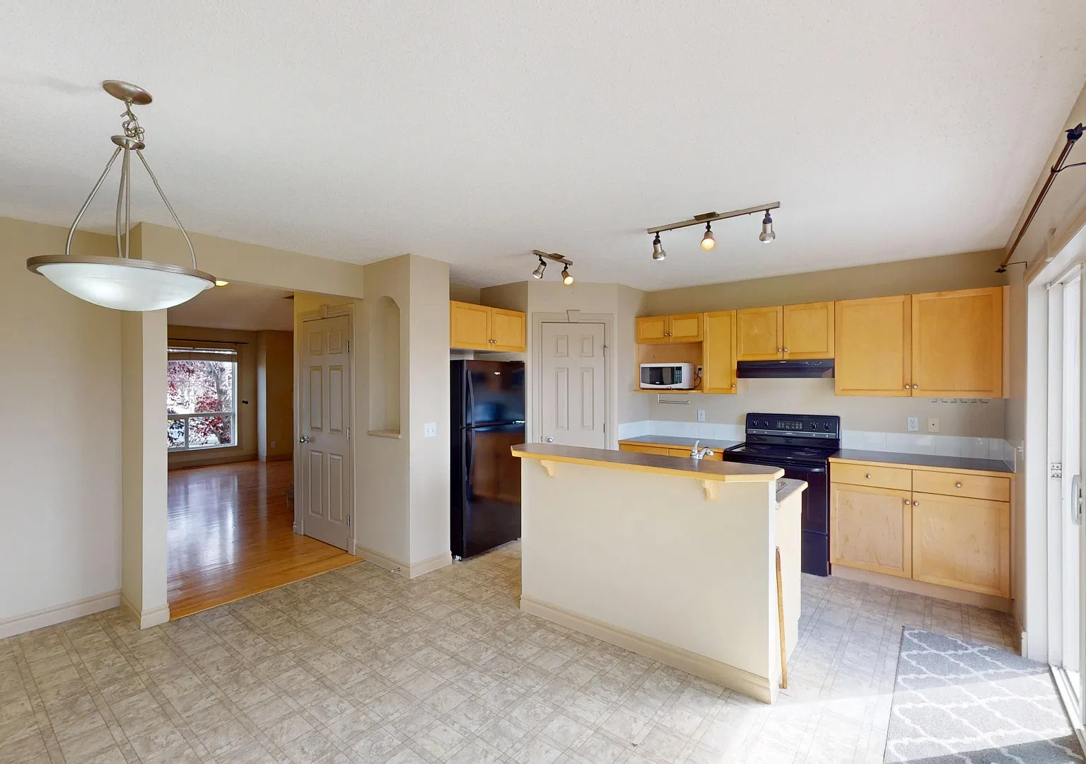 95 Arbour Meadows Close NW — Photo 3