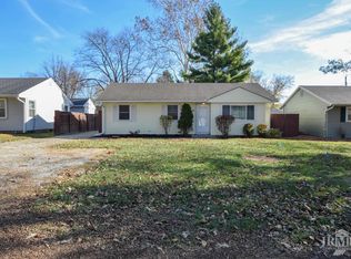 200 N Ridge Rd, Muncie, IN 47304